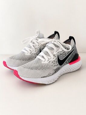 Nike Epic React Flyknit 2 Running Shoes Light Grey Black Pink Women’s 8.5